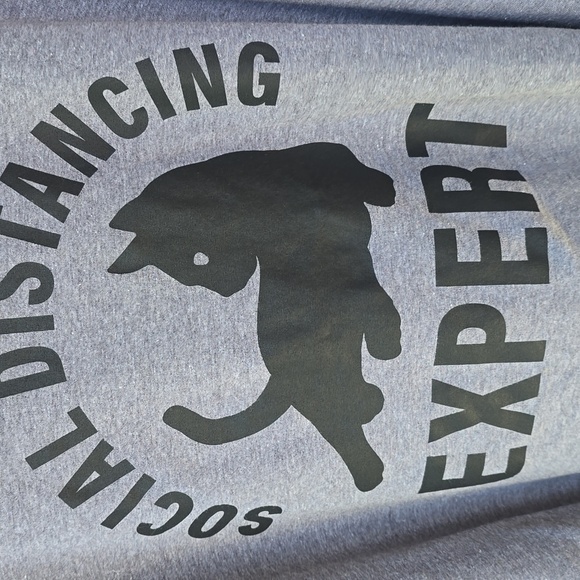 Instant Message Gray Graphic T-shirt Social Distancing Expert 3x Plus Size Cat - Picture 1 of 5